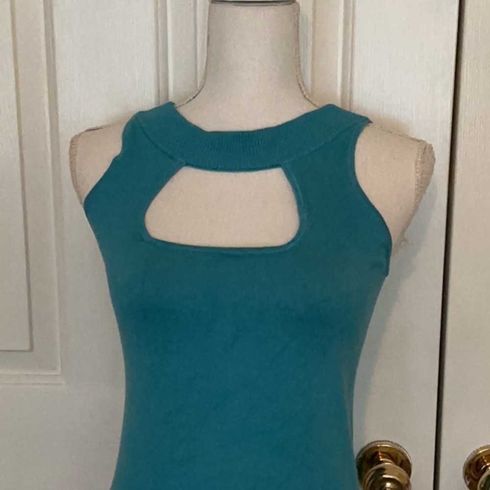 Cache Vintage Silk Blend Turquoise Top w/ Front Cut-Out